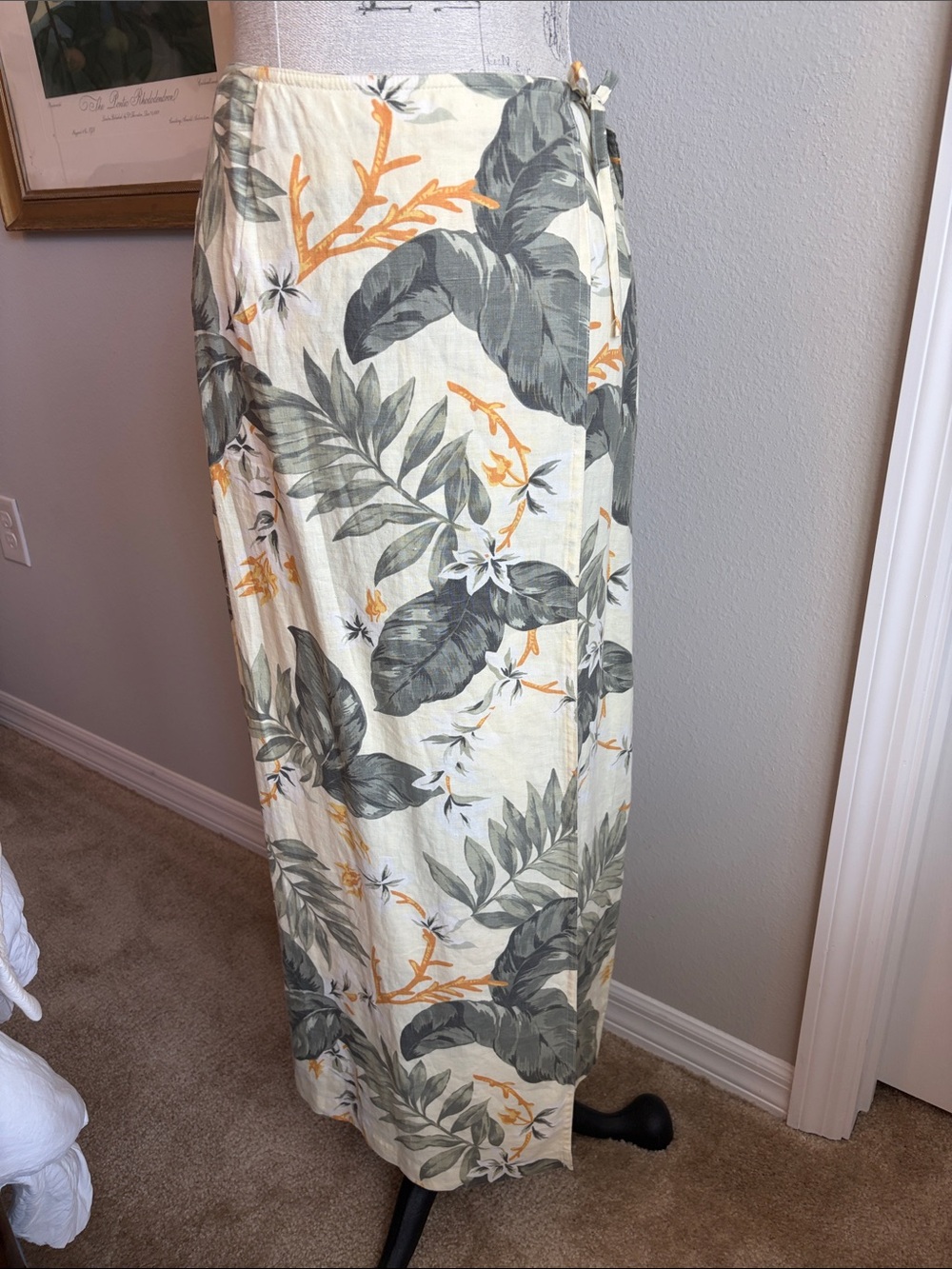 Jones New York Cream Maxi Skirt with Olive and Gold Botanical Print